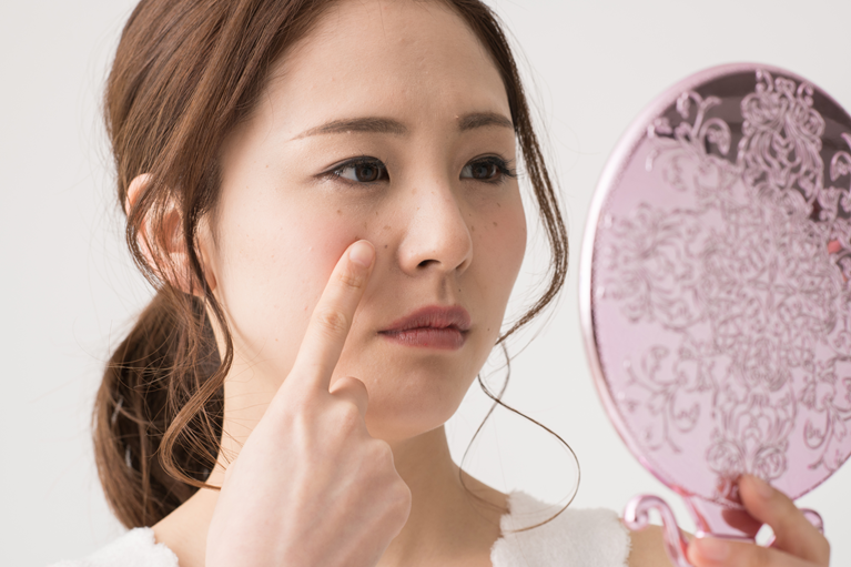 このようなシミのお悩みはございませんか？